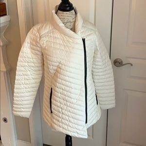 Athleta Cream Puffer Jacket - L